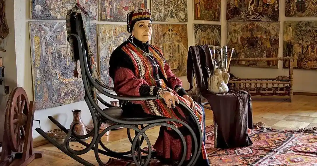 Armenian%20grandmother%20in%20national%20dress%20Zain%20Armenia%20Tour.webp