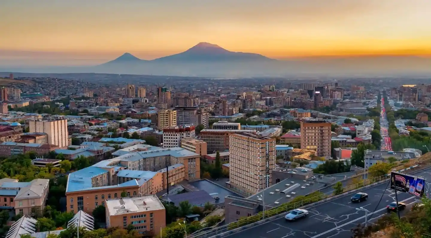 welcome%20to%20UAE%20residents%20in%20Yerevan.webp